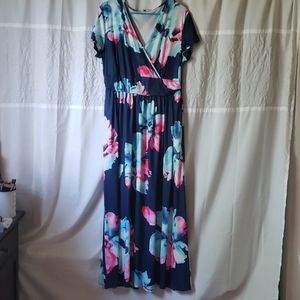 Maxi dress with pockets